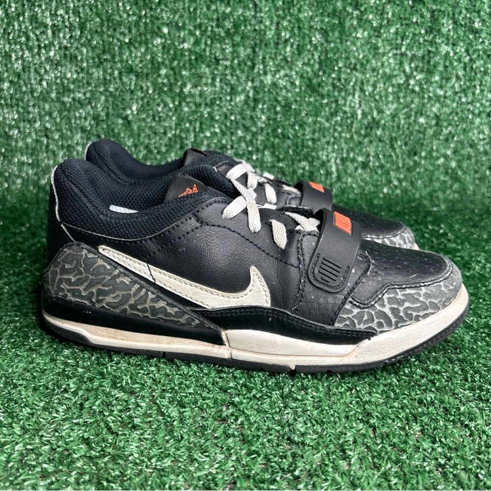 Nike Air Jordan Legacy 312 Low Black Red Blue Shoes Kid’s Size 1 Y